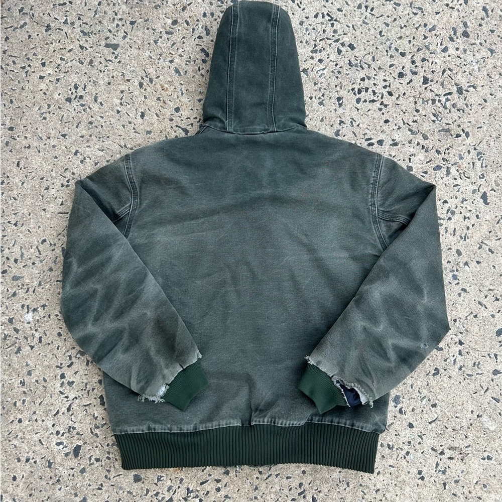 Vintage Carhartt Hooded Jacket Faded And Distressed Green J130 MOS Size M 2007 - Picture 6 of 12